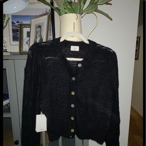 Aritzia Cardigan Black NWT medium